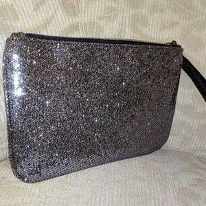 Sparkling Clutch